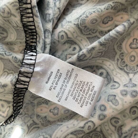 Derek Heart|Maxi Dress|Off the shoulder|Has Stretch|Geometric print - Picture 6 of 12